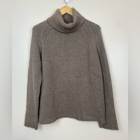 TOAST 100% CASHMERE KNIT ROLL NECK SWEATER PULLOVER MINIMALIST QUIET LUXURY COZY - Picture 2 of 5